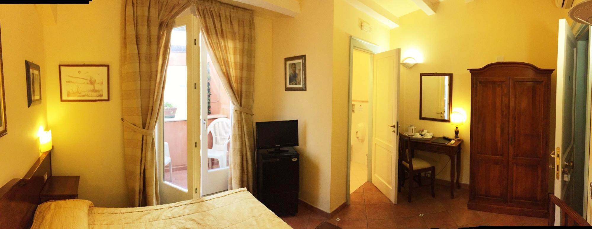 Hotel Mediterraneo Syracuse Extérieur photo