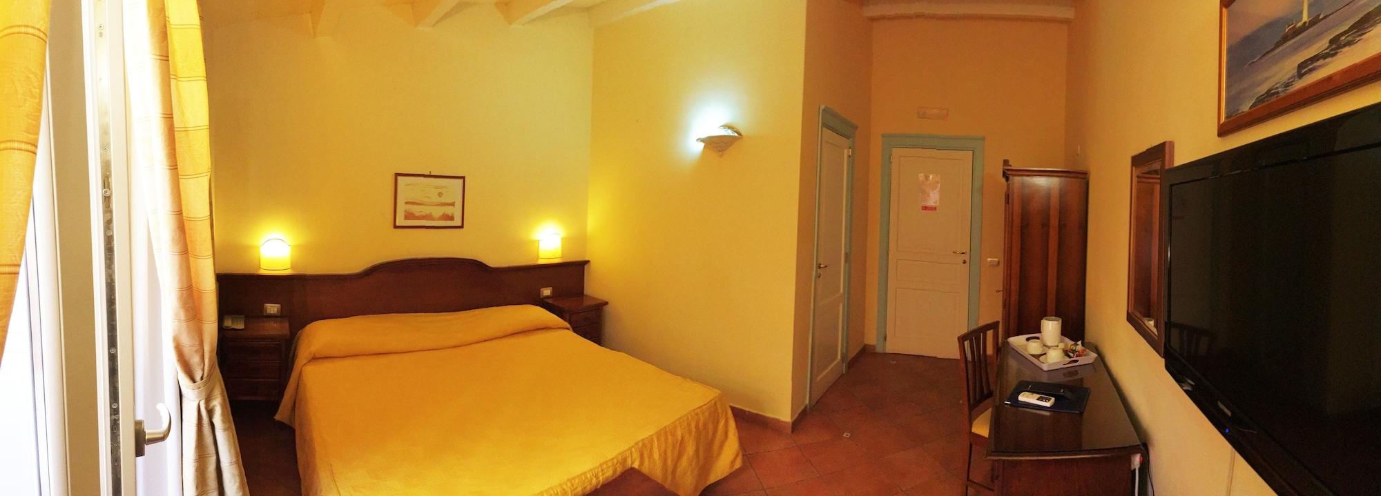 Hotel Mediterraneo Syracuse Extérieur photo