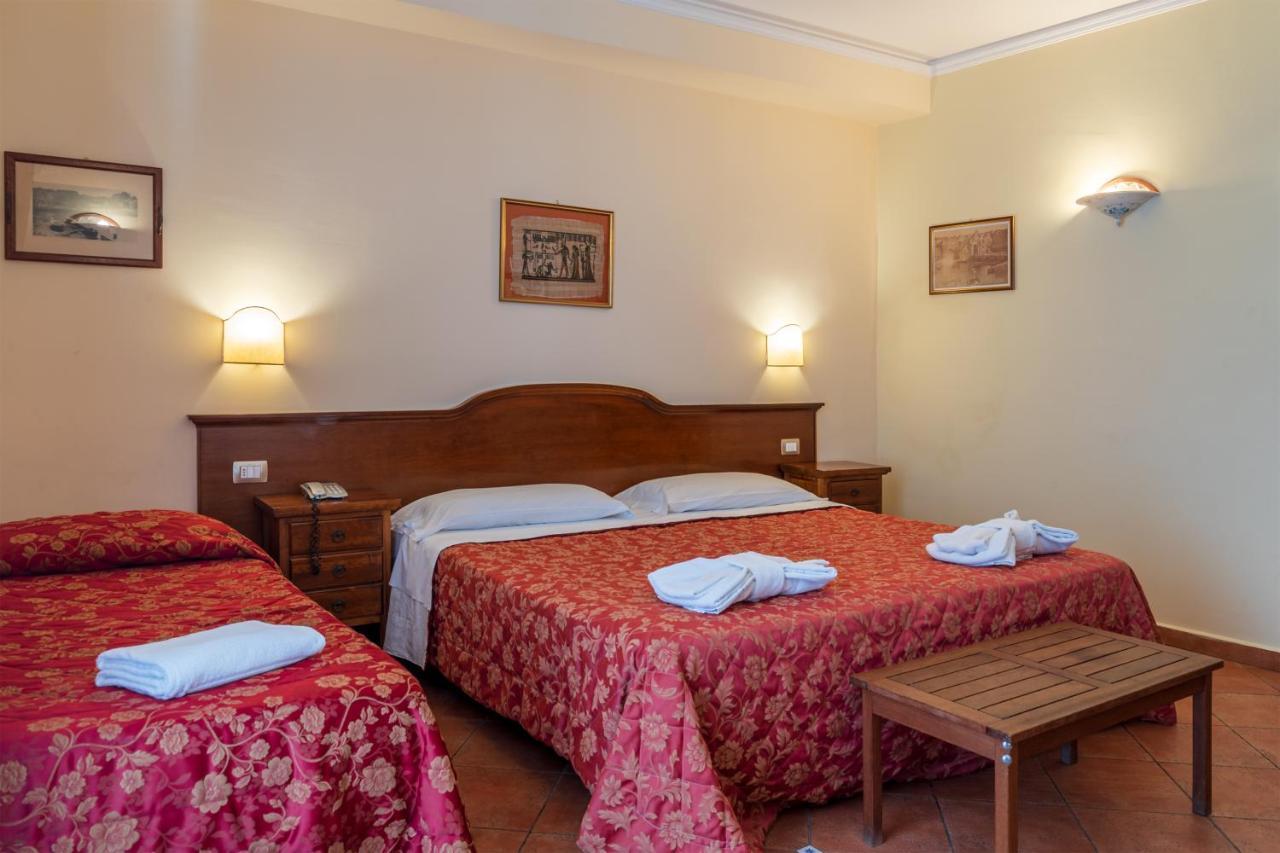 Hotel Mediterraneo Syracuse Extérieur photo