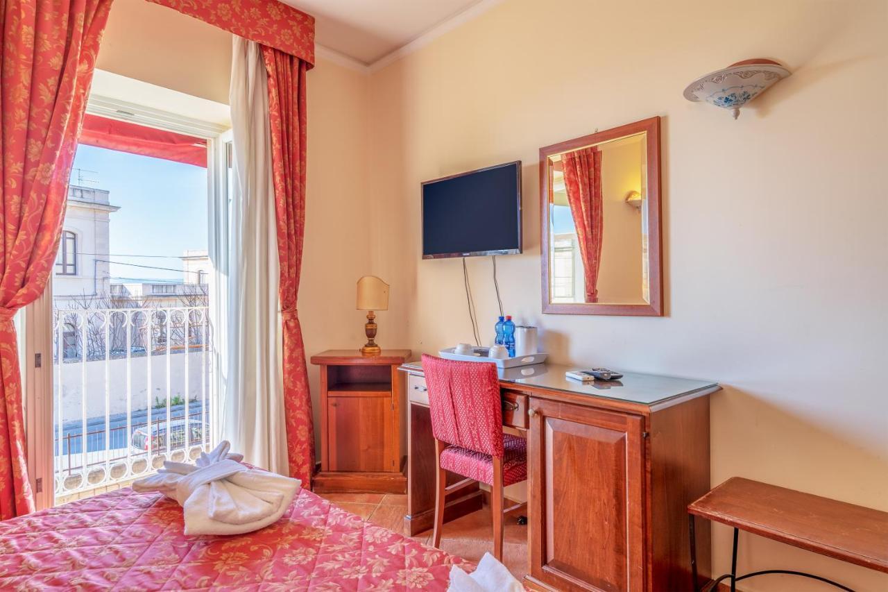 Hotel Mediterraneo Syracuse Extérieur photo