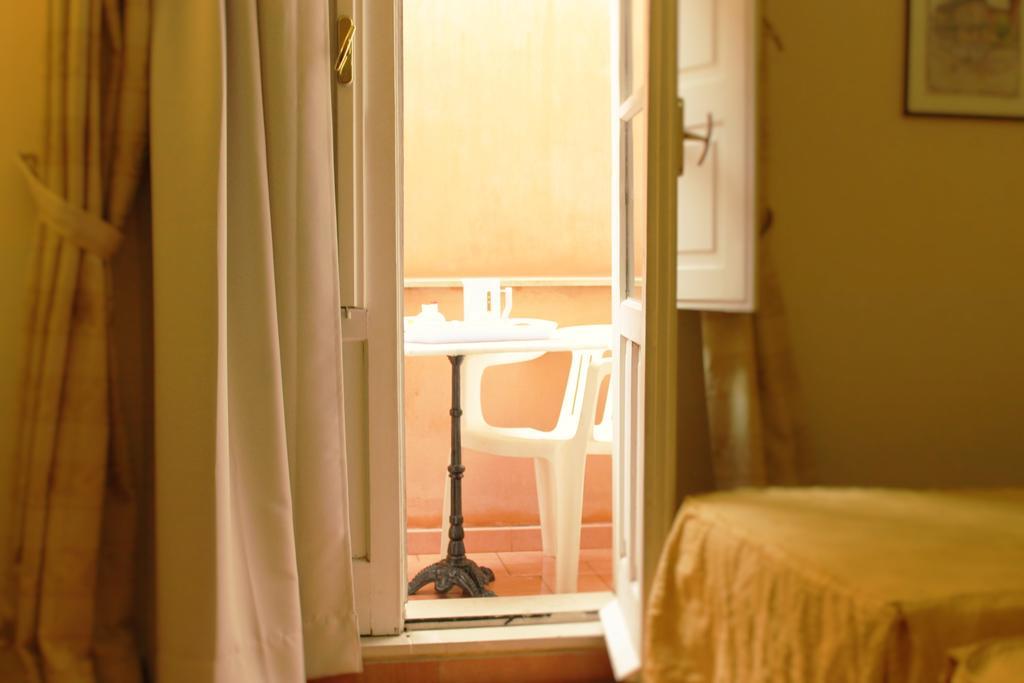 Hotel Mediterraneo Syracuse Extérieur photo